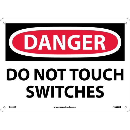 Danger Do Not Touch Switches Sign (D509AB)