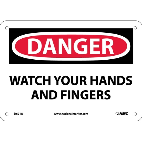 Danger Watch Your Hands And Fingers Sign (D621A)